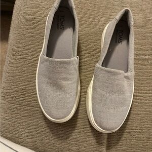 Toms Gray Flats Slip-On Loafers